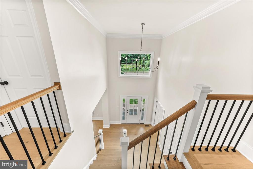 804 WAVERLY ROAD