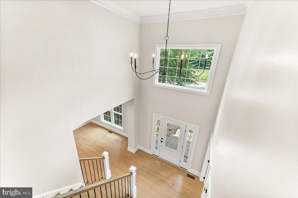 804 WAVERLY ROAD