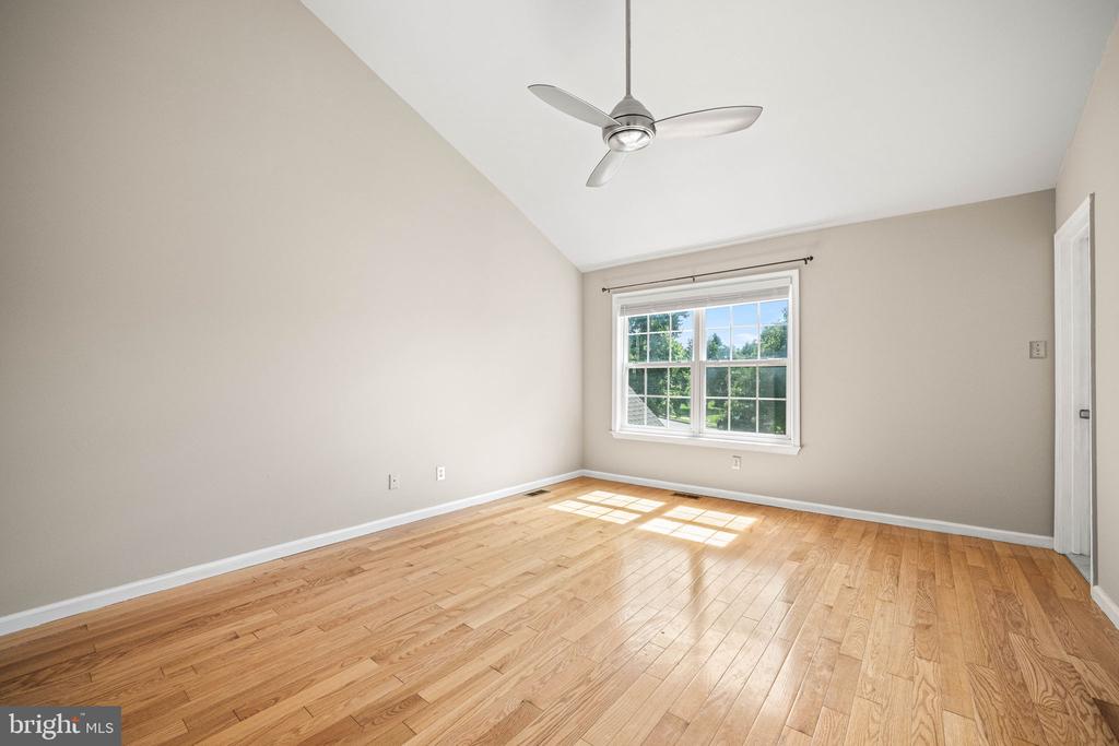 544 CORK CIRCLE