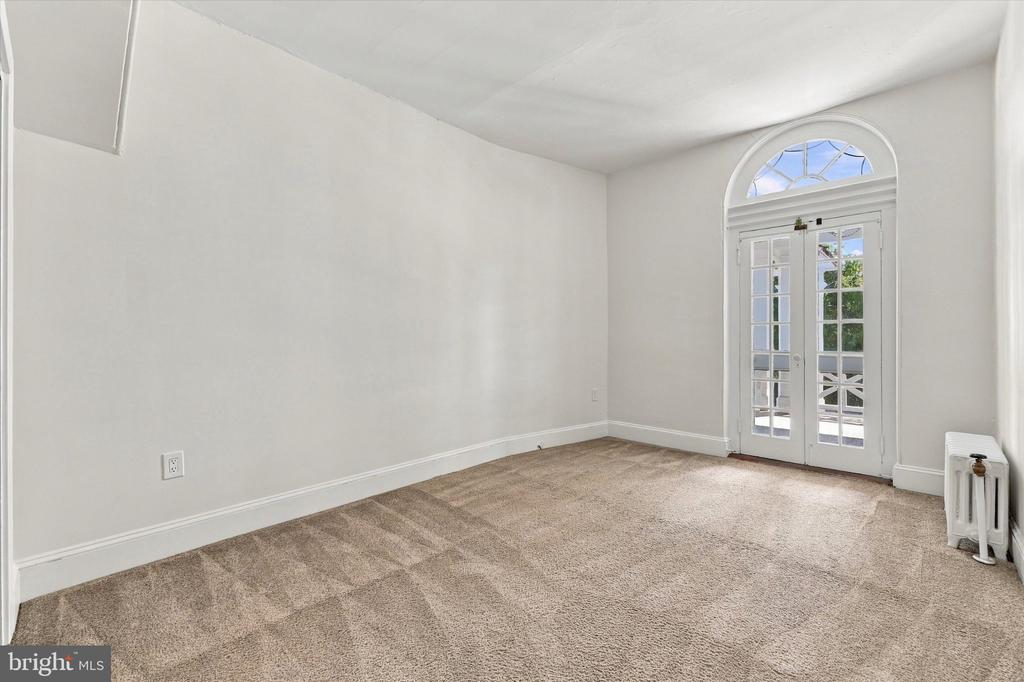 30 N WATERLOO ROAD Unit: 62