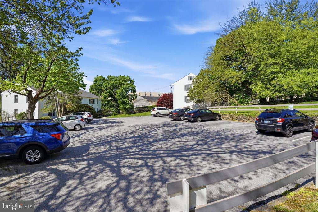 30 N WATERLOO ROAD Unit: 62