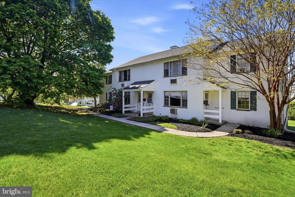 30 N WATERLOO ROAD Unit: 62
