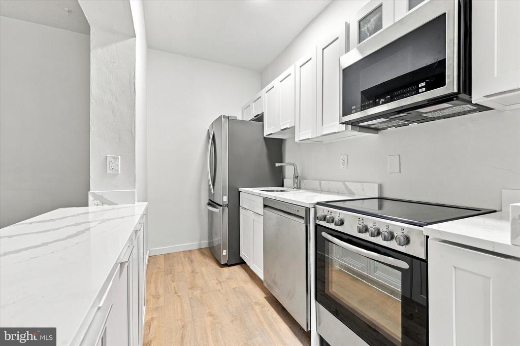 30 N WATERLOO ROAD Unit: 62
