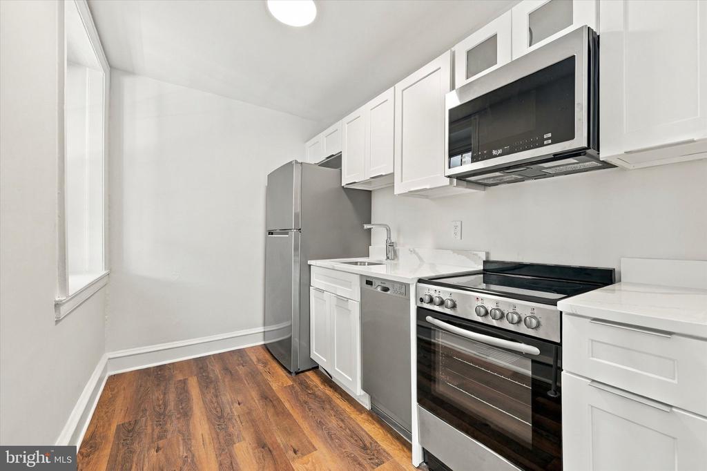 30 N WATERLOO ROAD Unit: 58