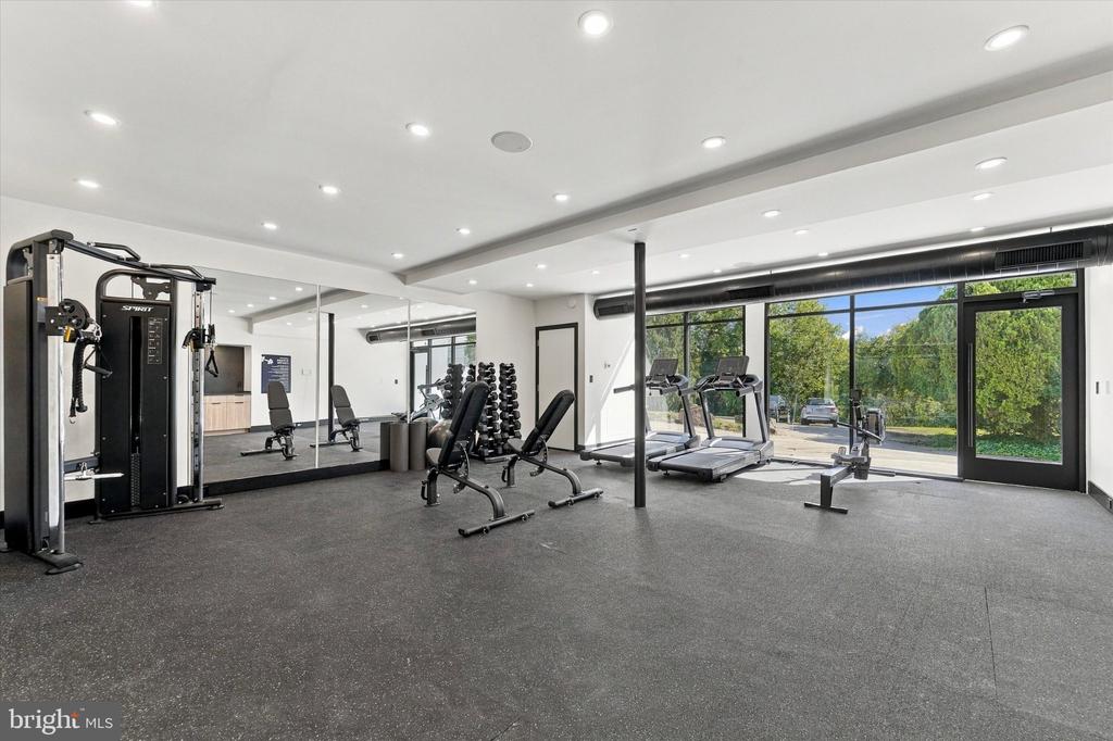 30 N WATERLOO ROAD Unit: 6