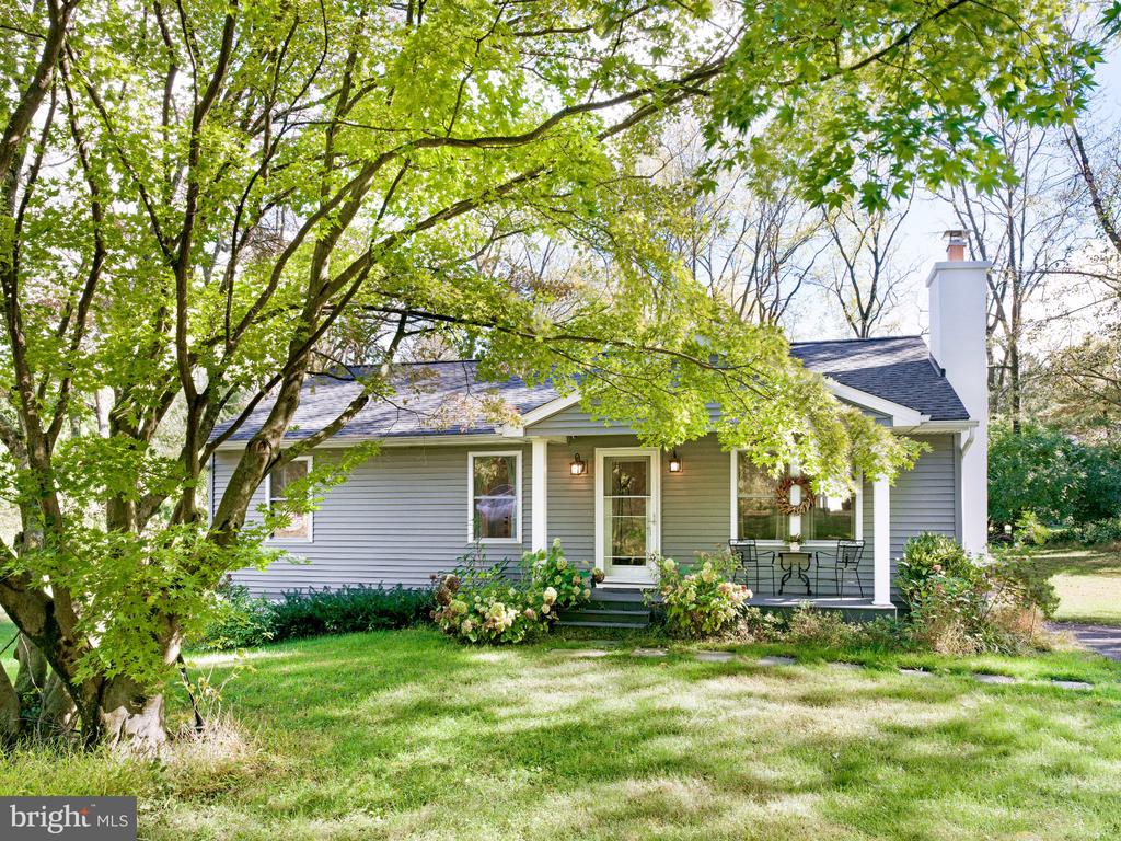 22 WILLIAMS WAY