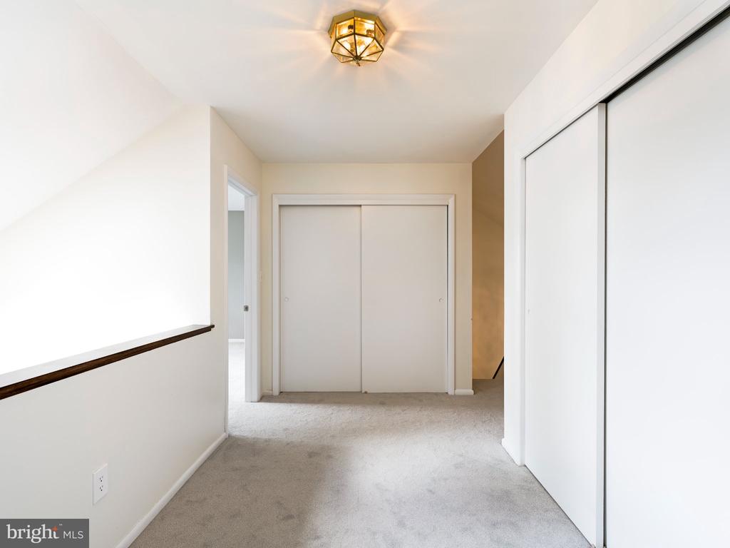 38 LAKEVIEW COURT Unit: 38