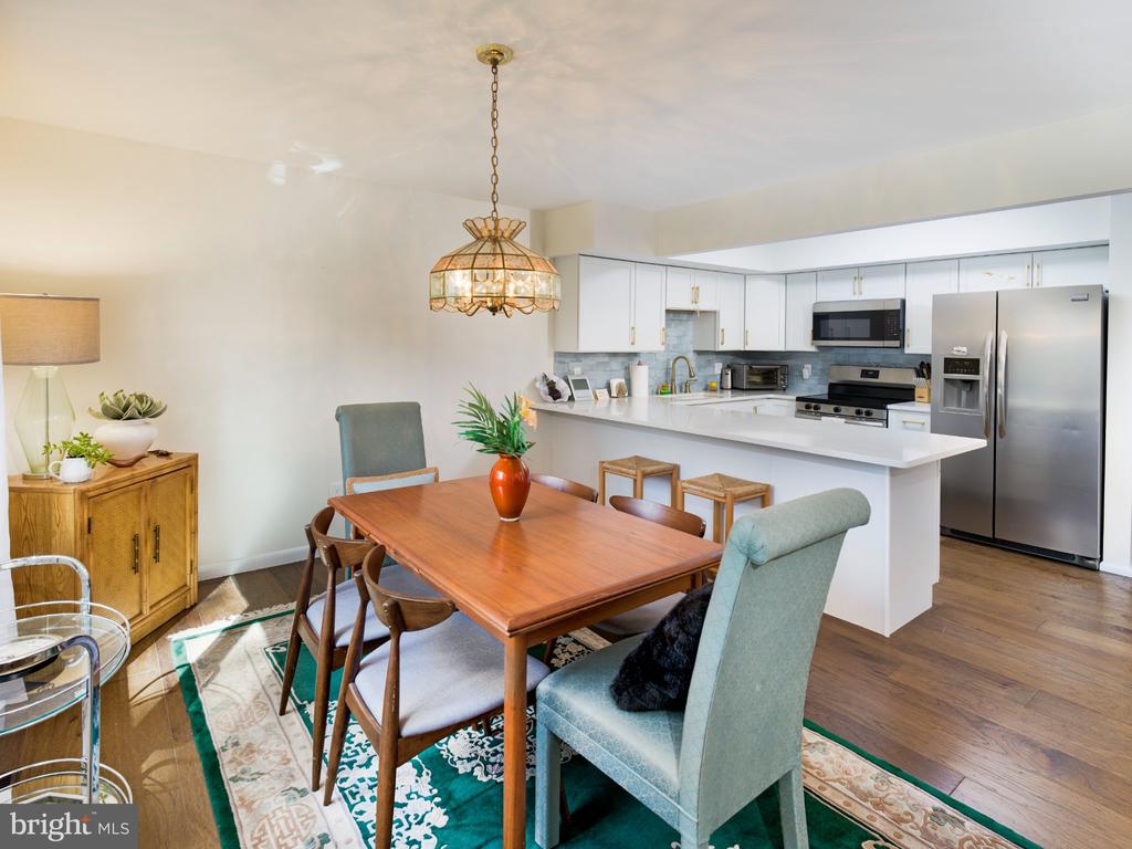 38 LAKEVIEW COURT Unit: 38