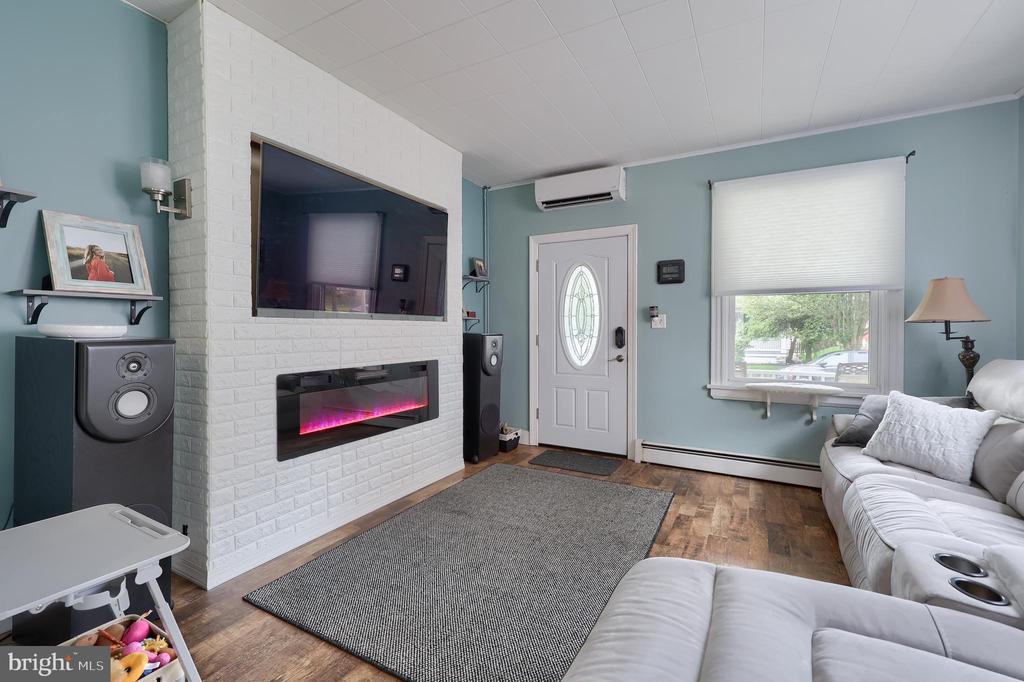 101 E AREBA AVENUE