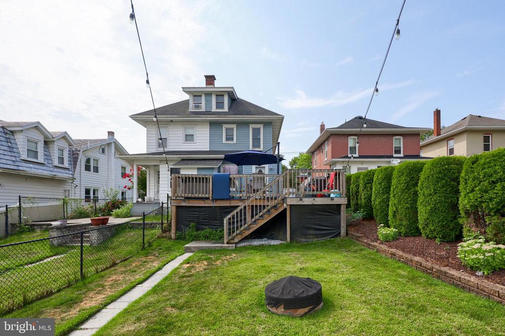 101 E AREBA AVENUE