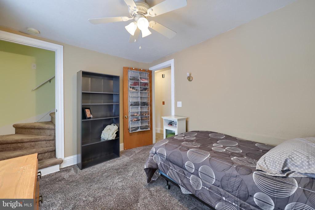 101 E AREBA AVENUE