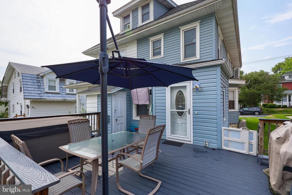 101 E AREBA AVENUE
