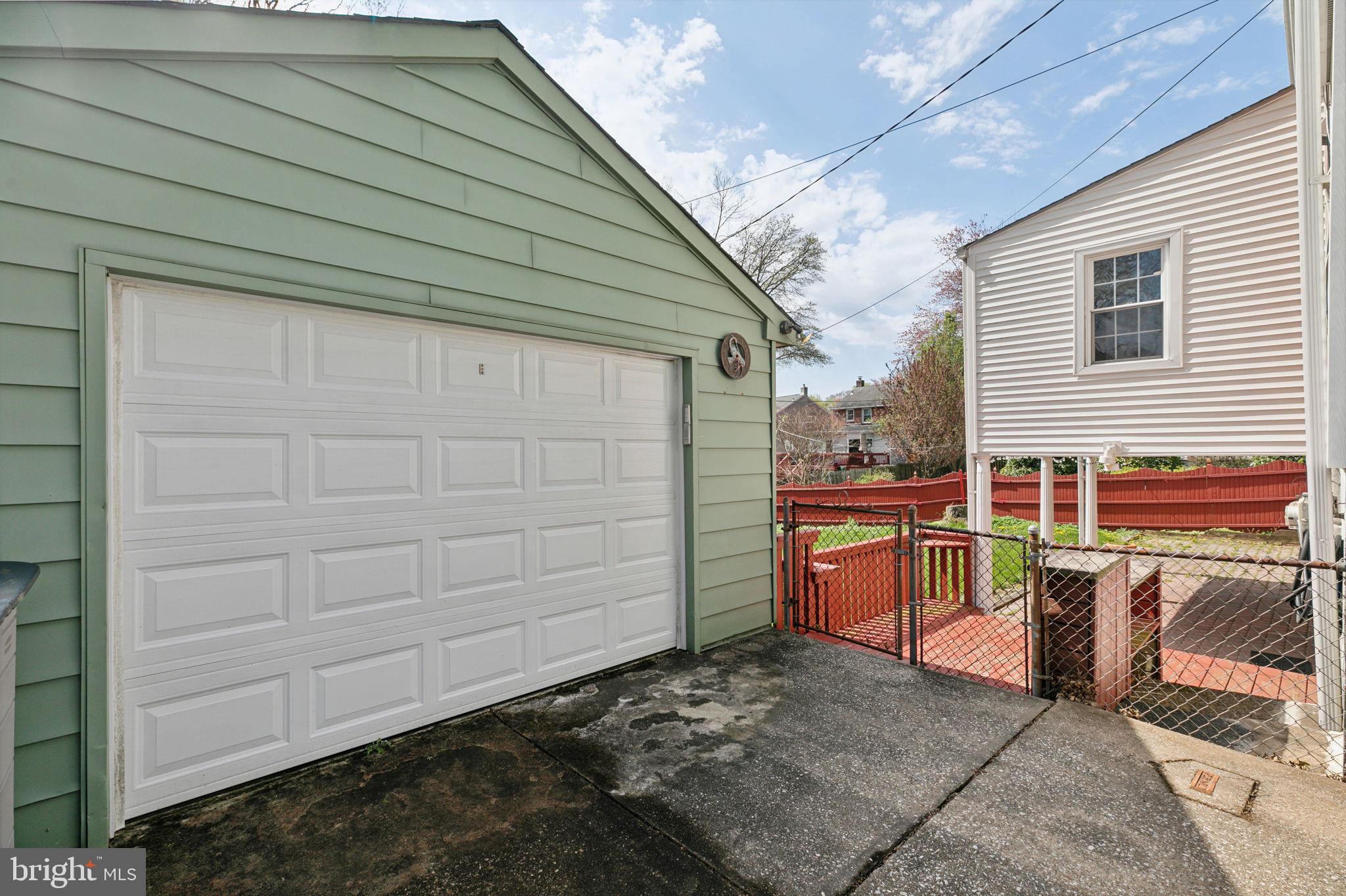 315 YARNALL DRIVE