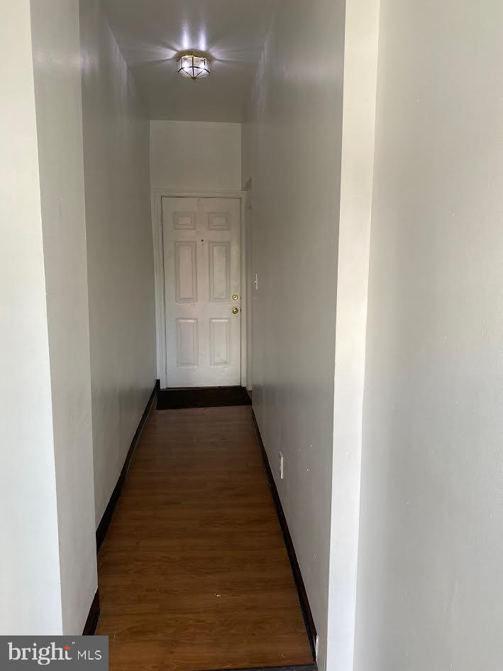917 MAPLE TERRACE