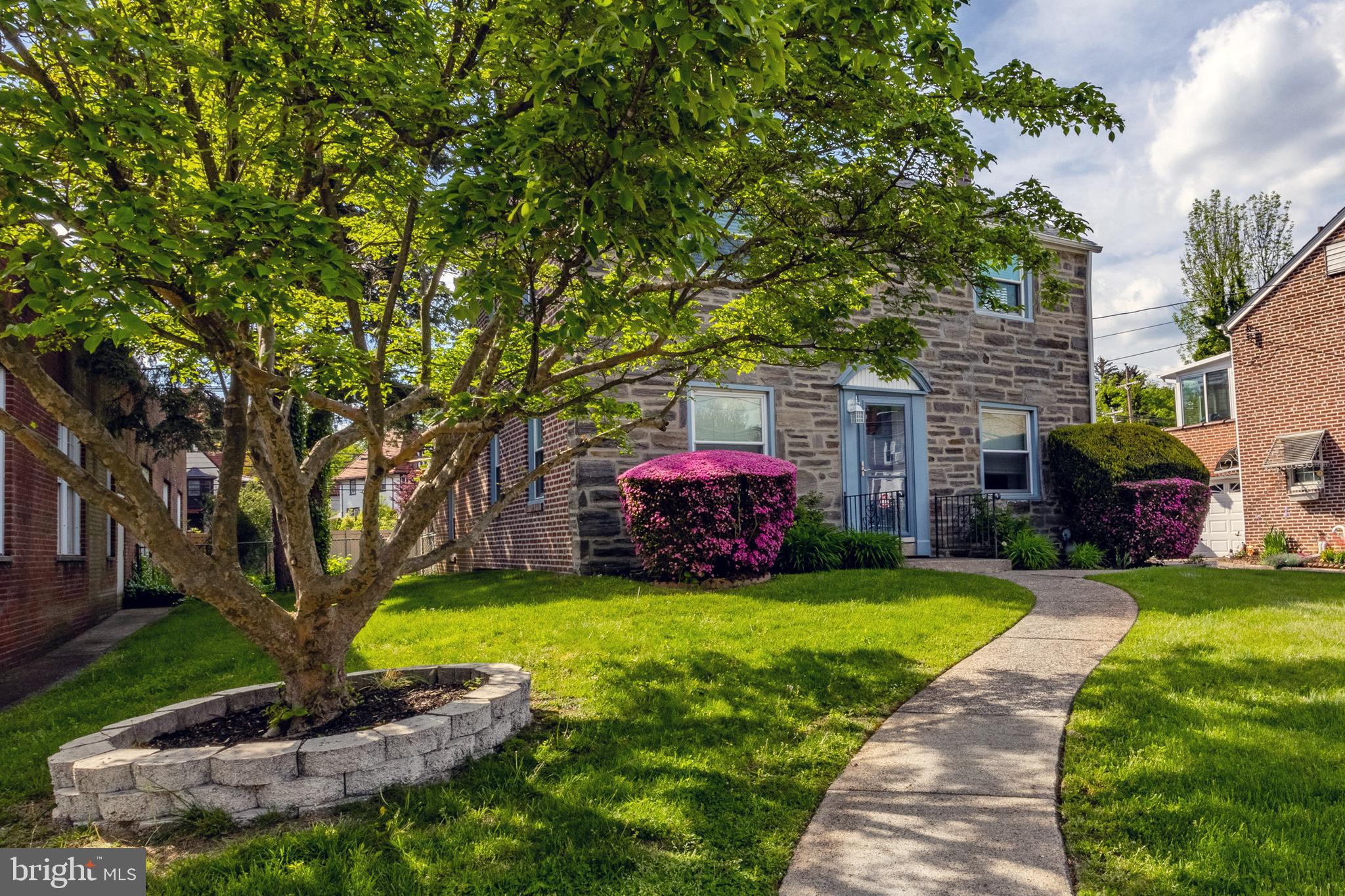 36 N BROOKSIDE ROAD
