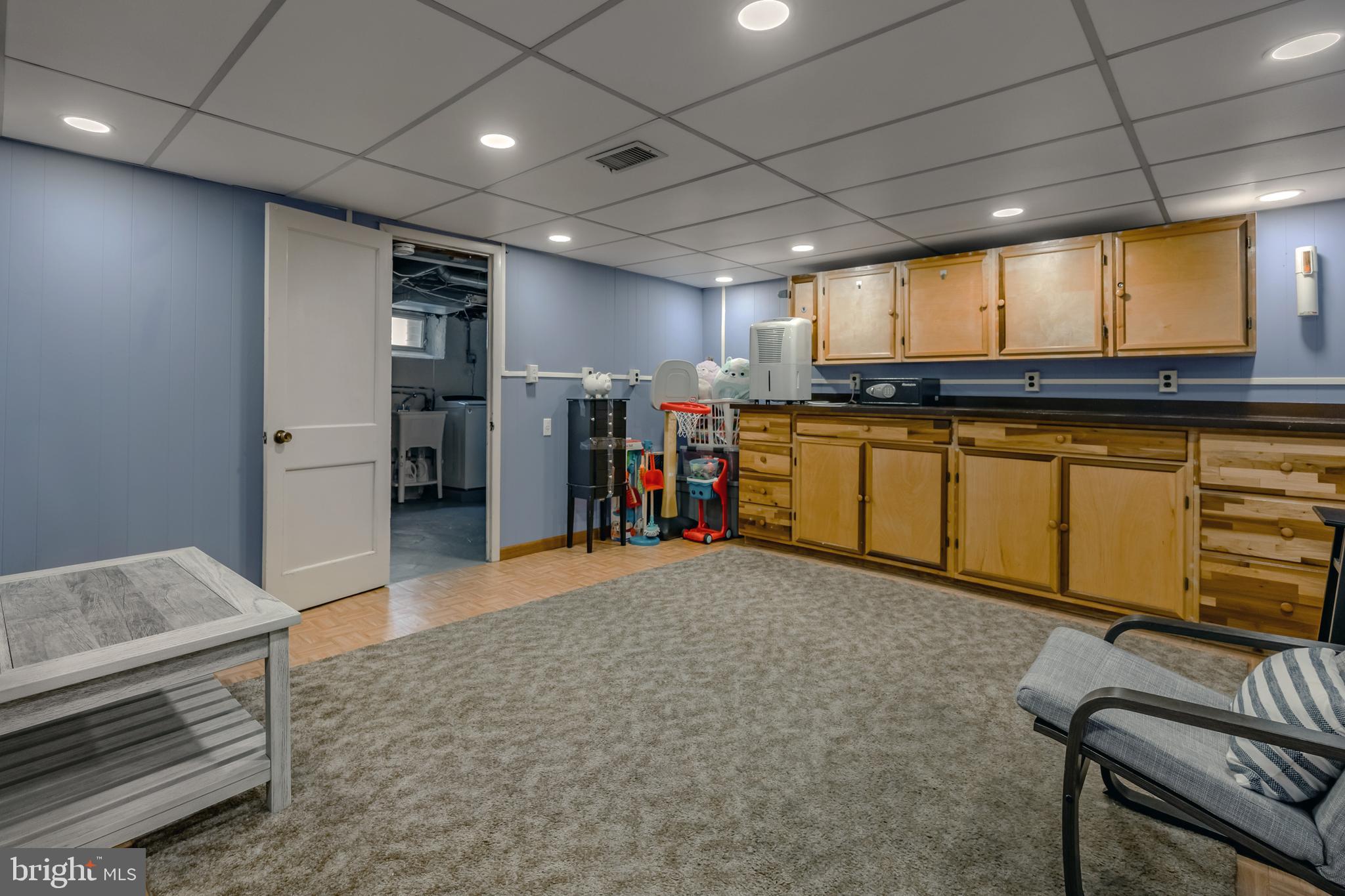 36 N BROOKSIDE ROAD