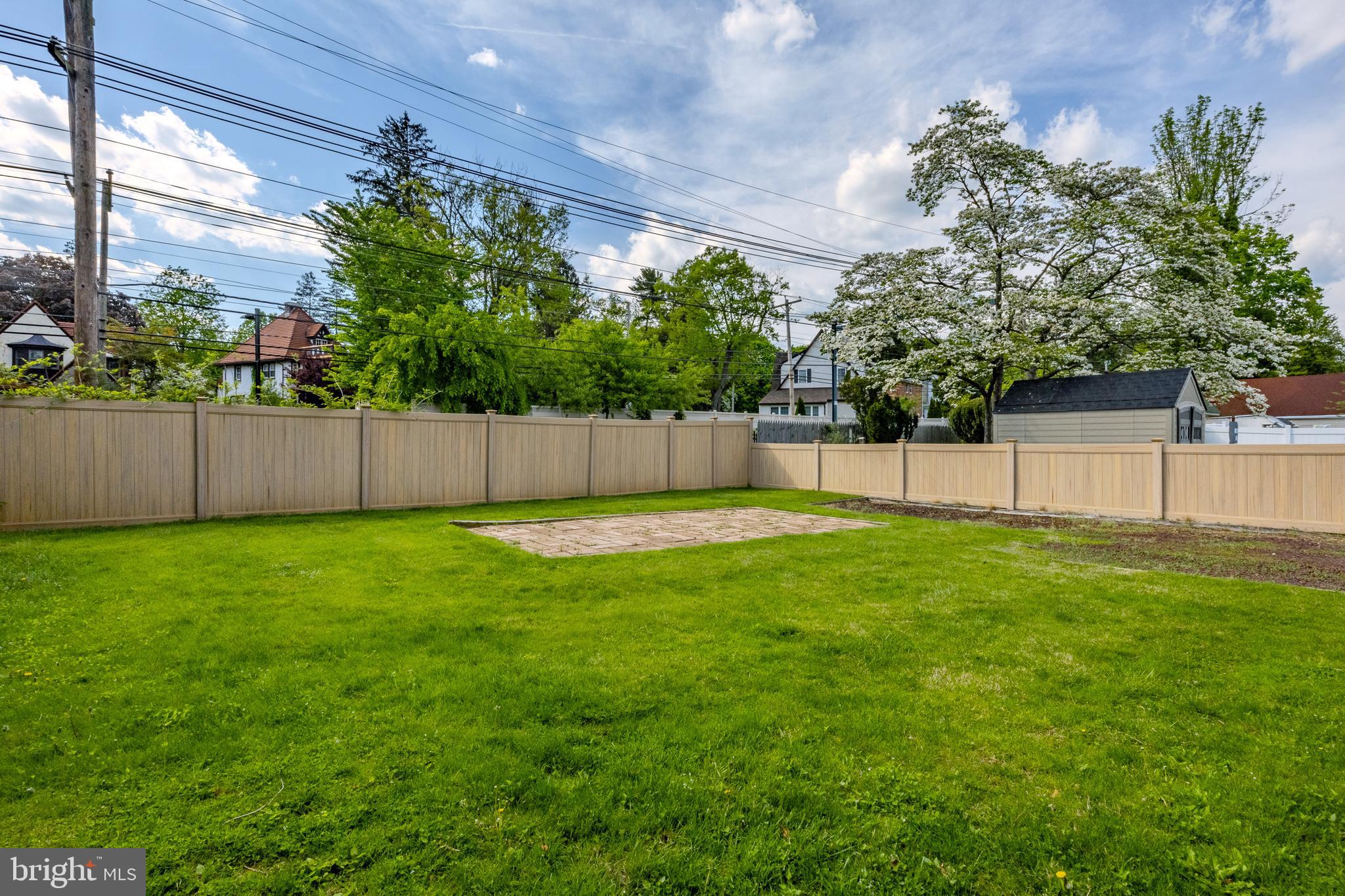 36 N BROOKSIDE ROAD