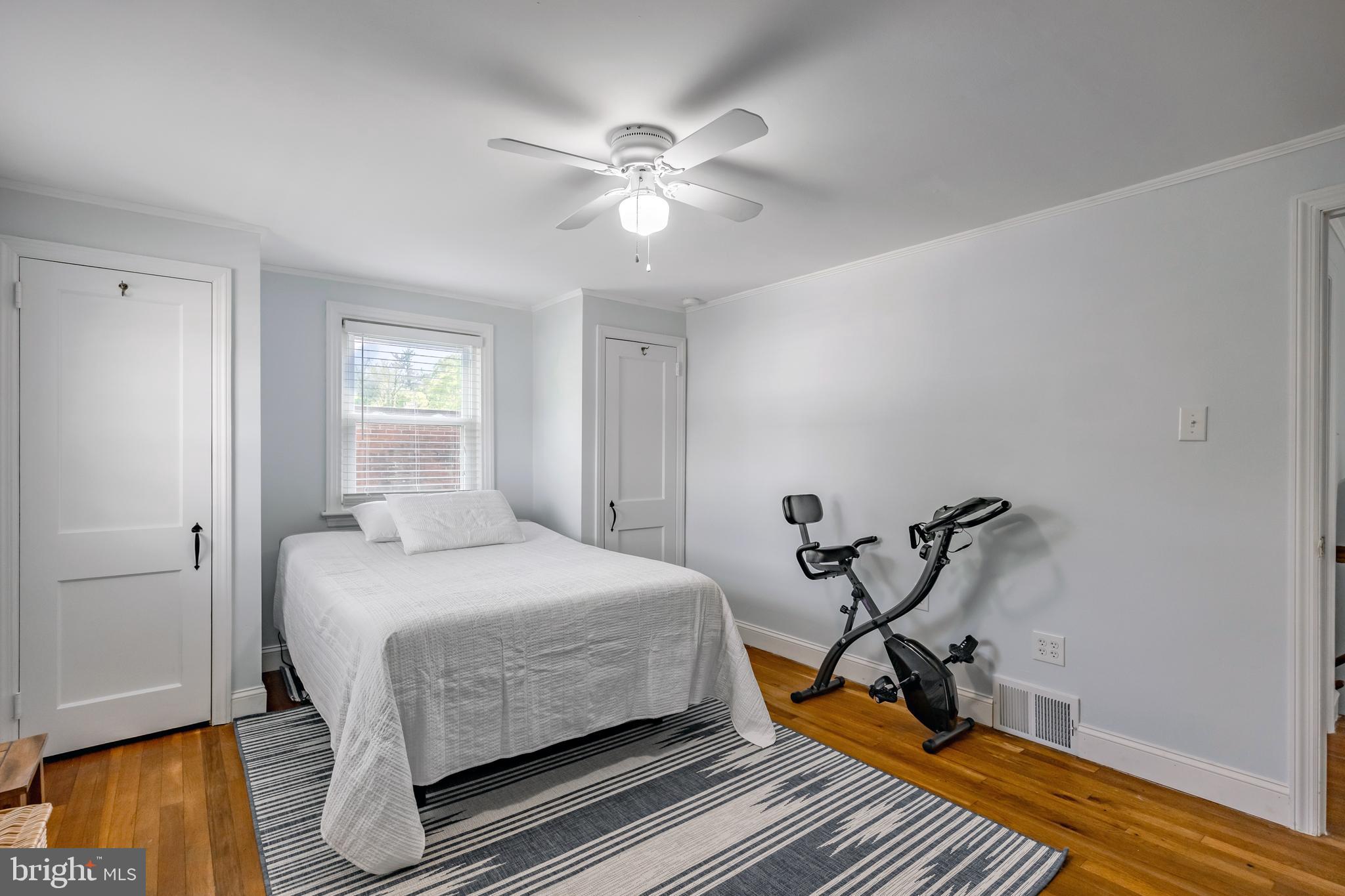 36 N BROOKSIDE ROAD