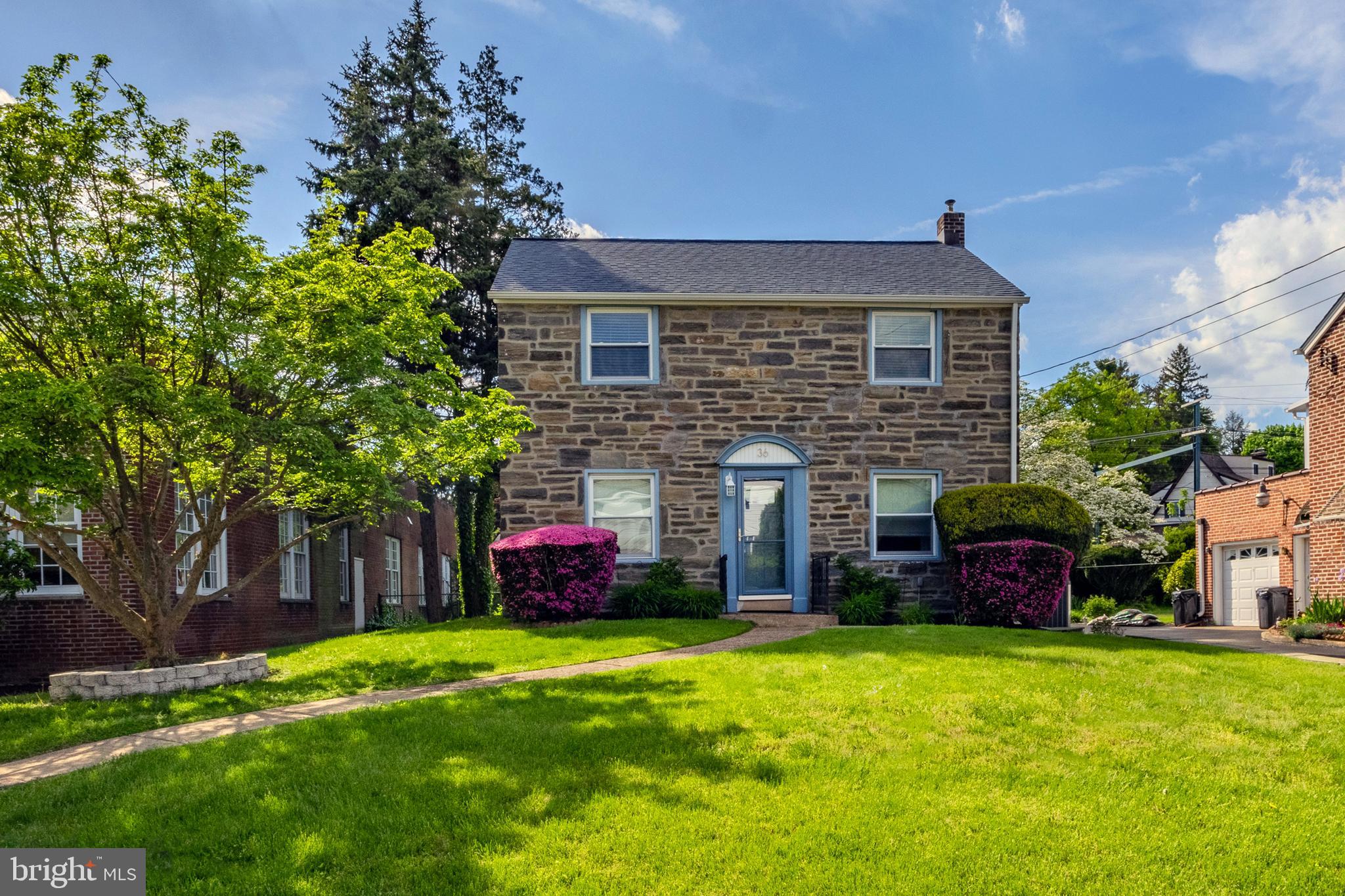 36 N BROOKSIDE ROAD