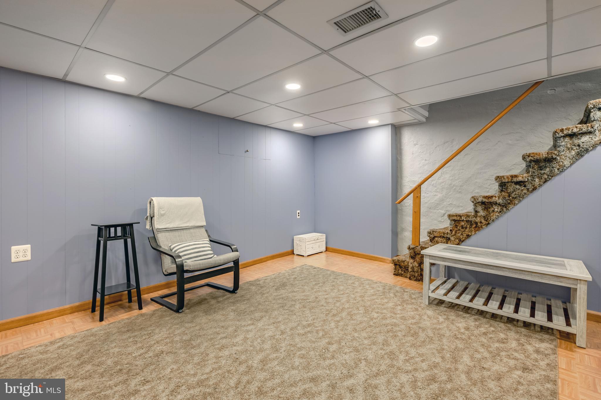 36 N BROOKSIDE ROAD