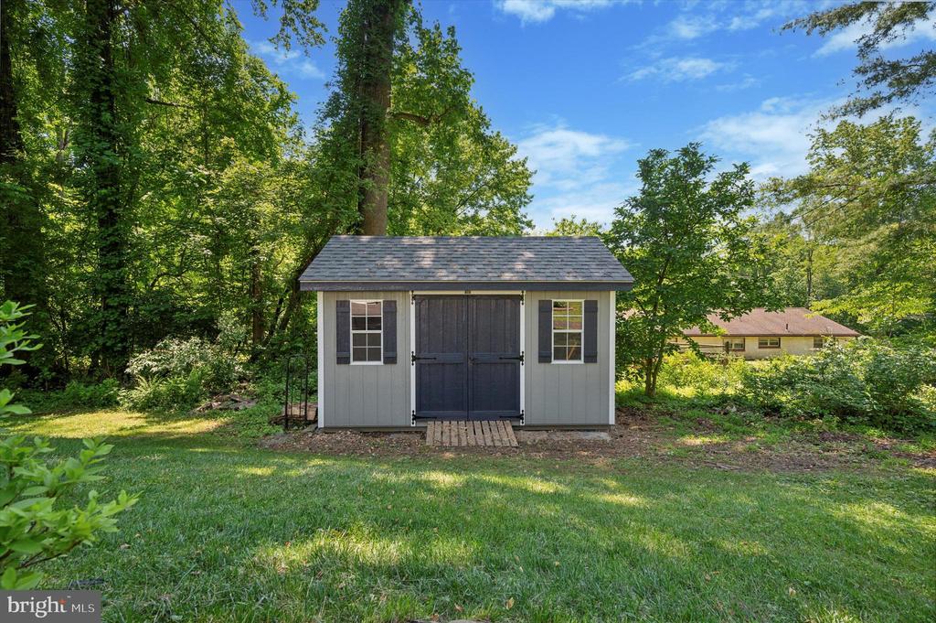 292 LLEWELLYN ROAD