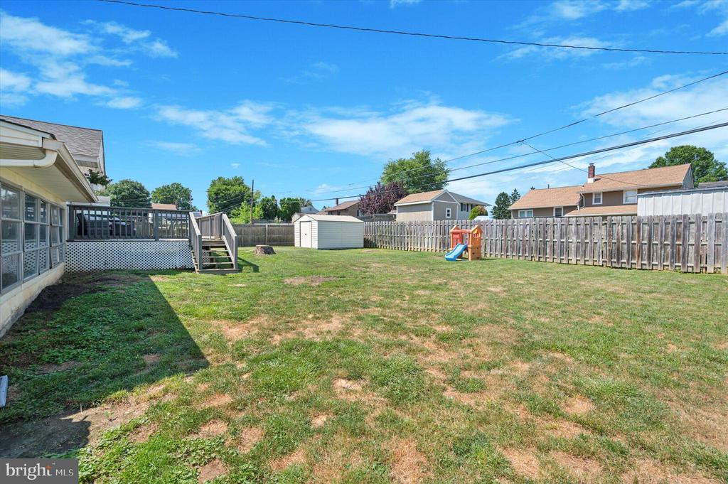 3667 DEEPWATER LANE