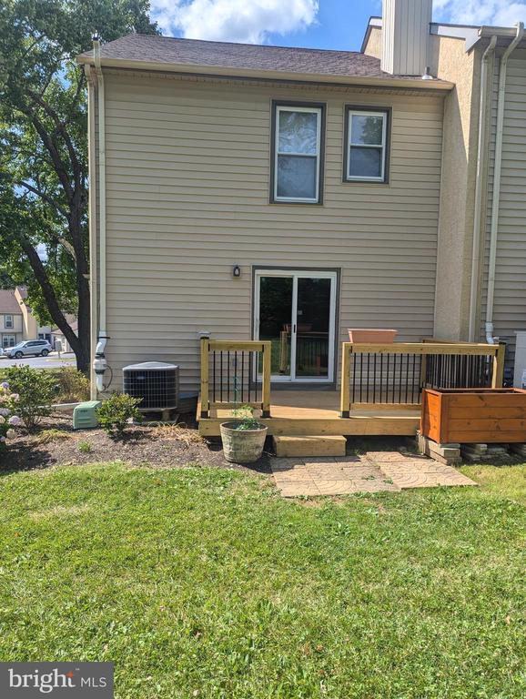 43 CABOT COURT