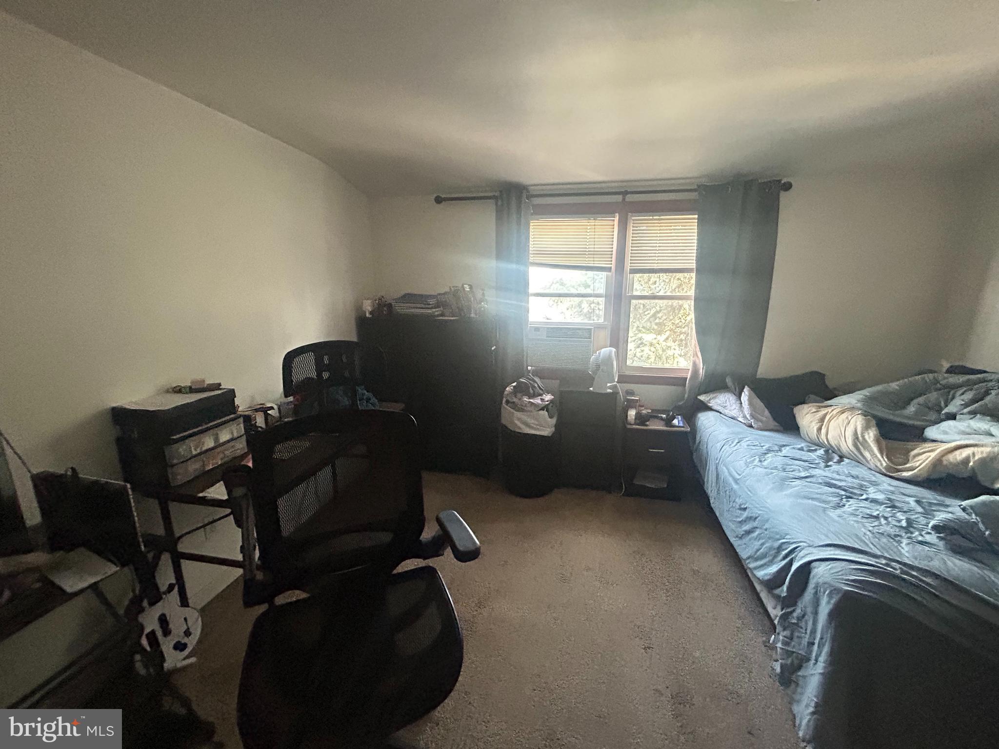 304 N CHESTER PIKE