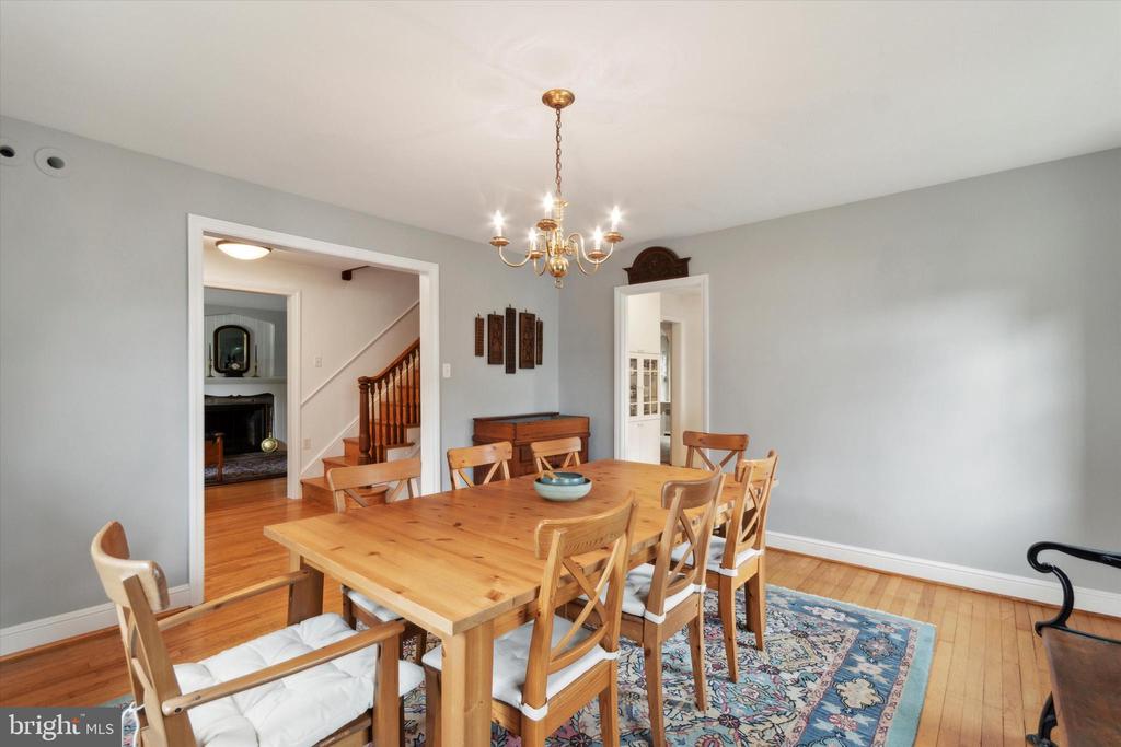 534 BROOKVIEW LANE