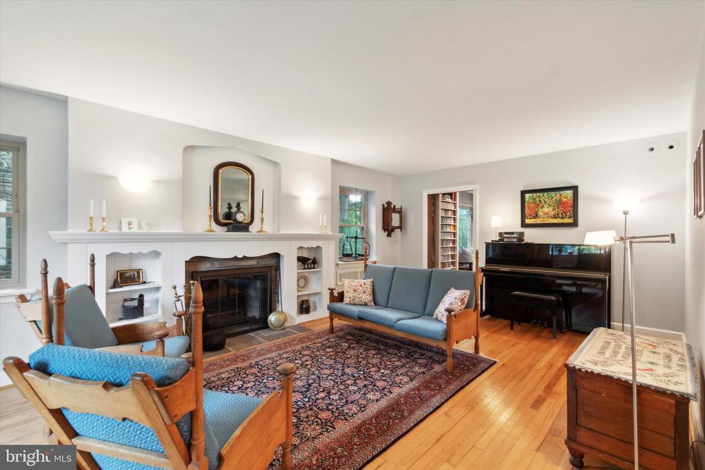 534 BROOKVIEW LANE