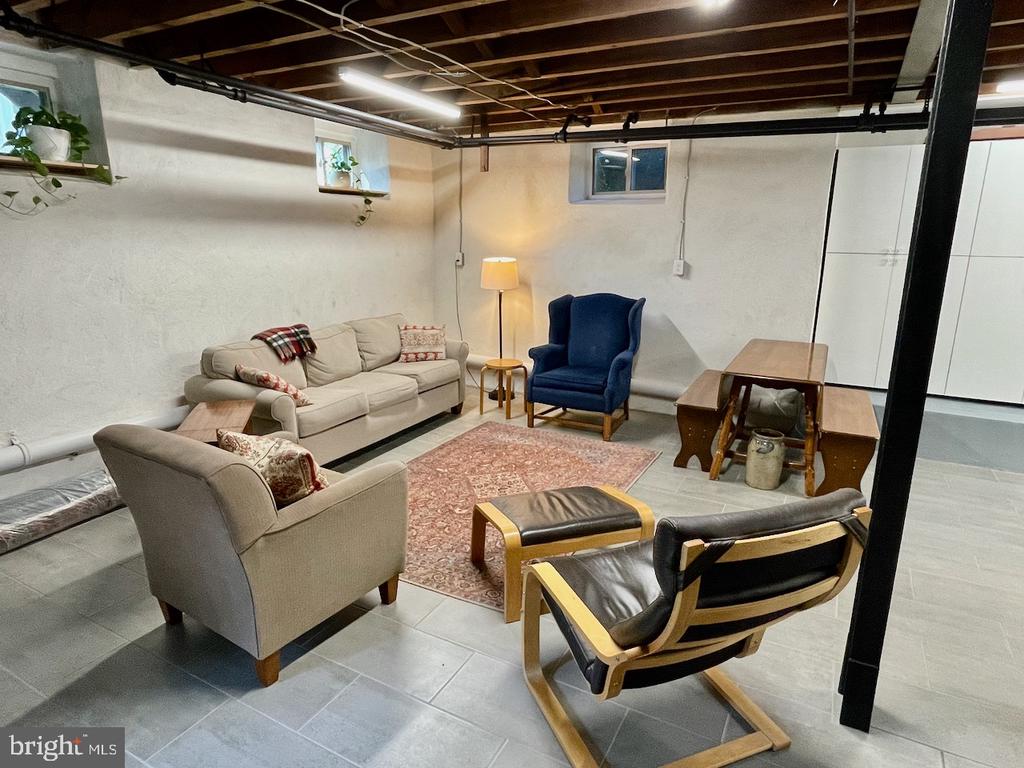534 BROOKVIEW LANE