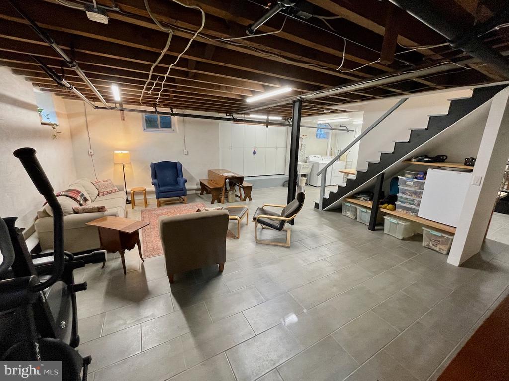 534 BROOKVIEW LANE