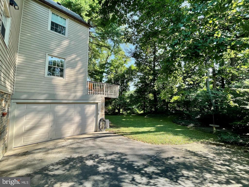 534 BROOKVIEW LANE