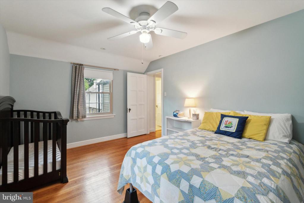 534 BROOKVIEW LANE