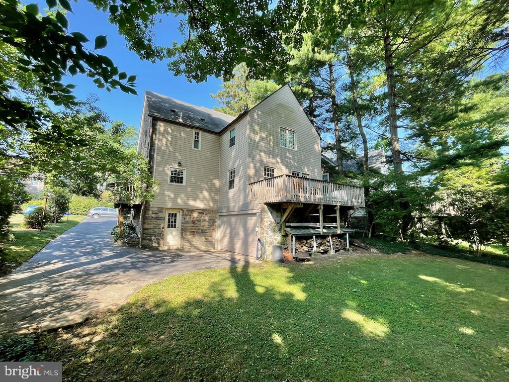 534 BROOKVIEW LANE