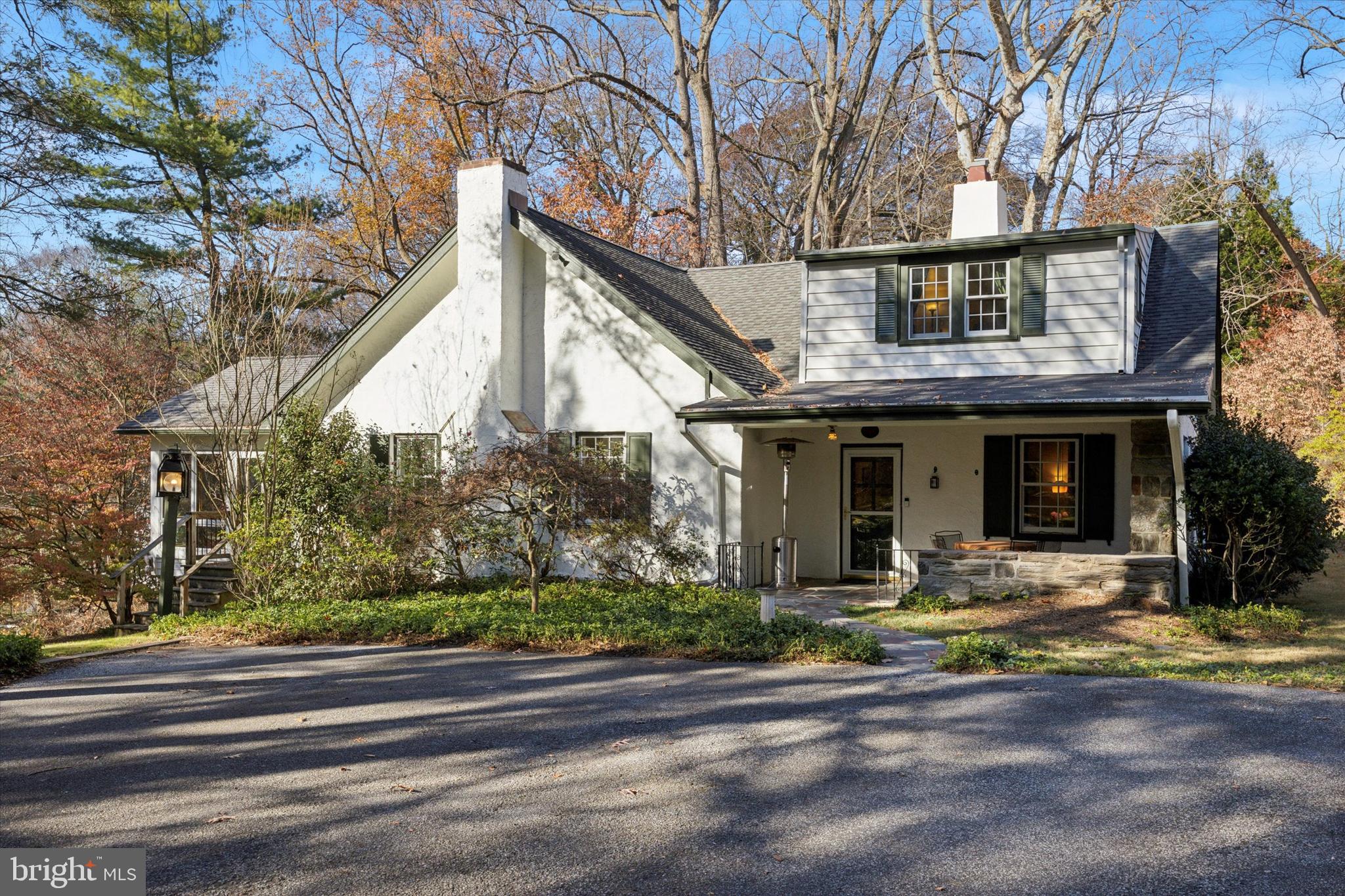 19 WHITE PINE LANE