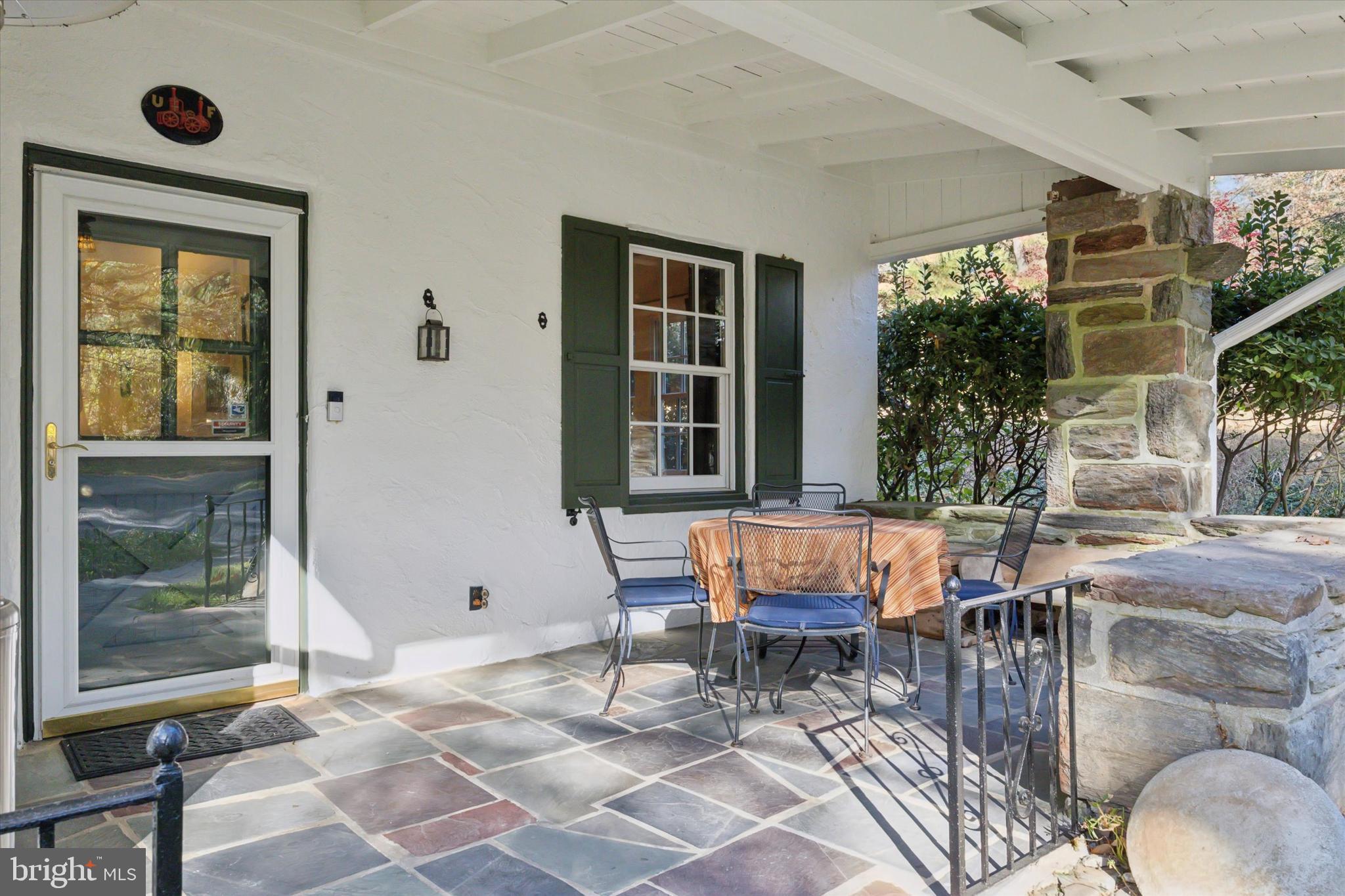 19 WHITE PINE LANE