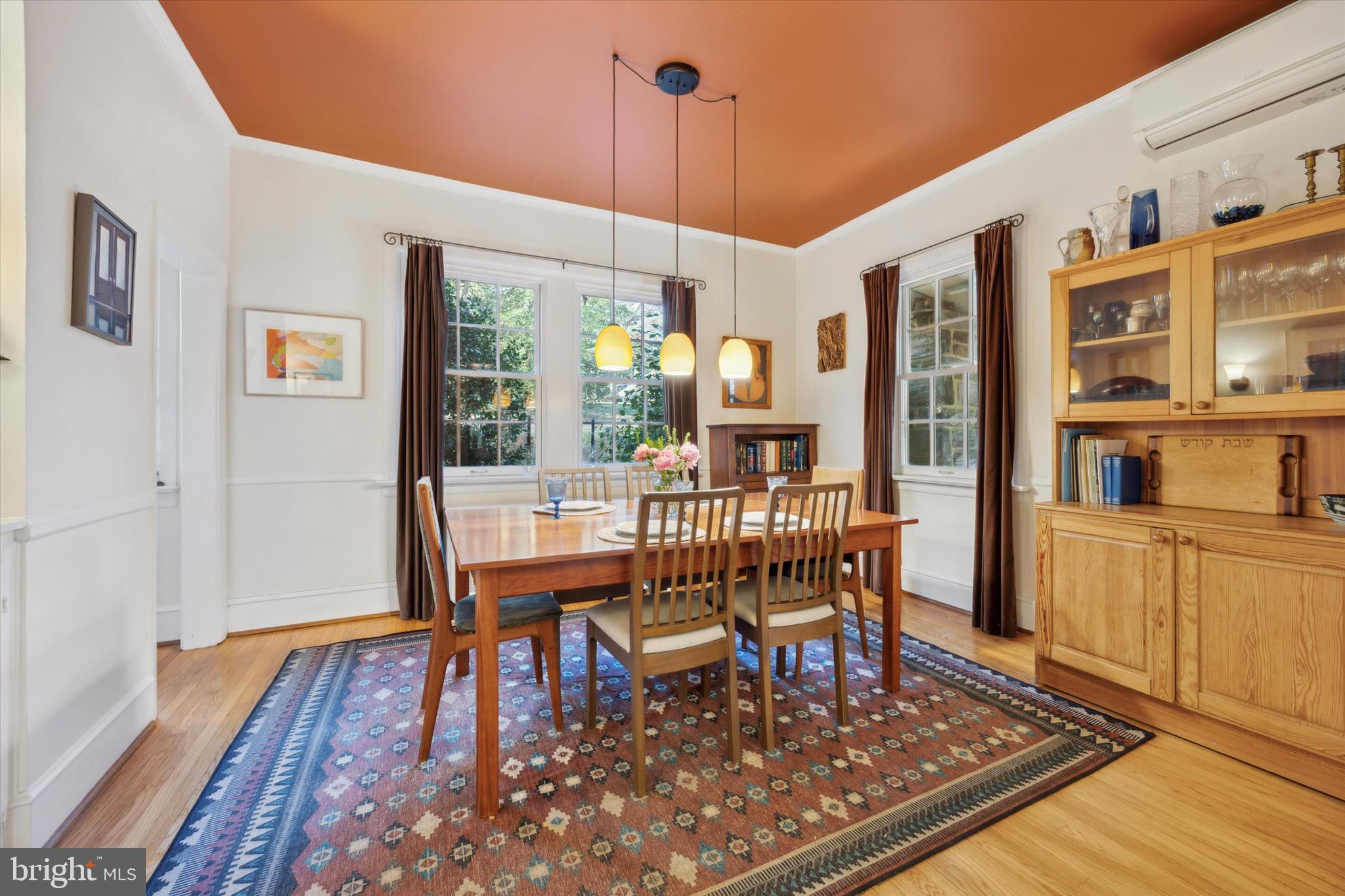 19 WHITE PINE LANE