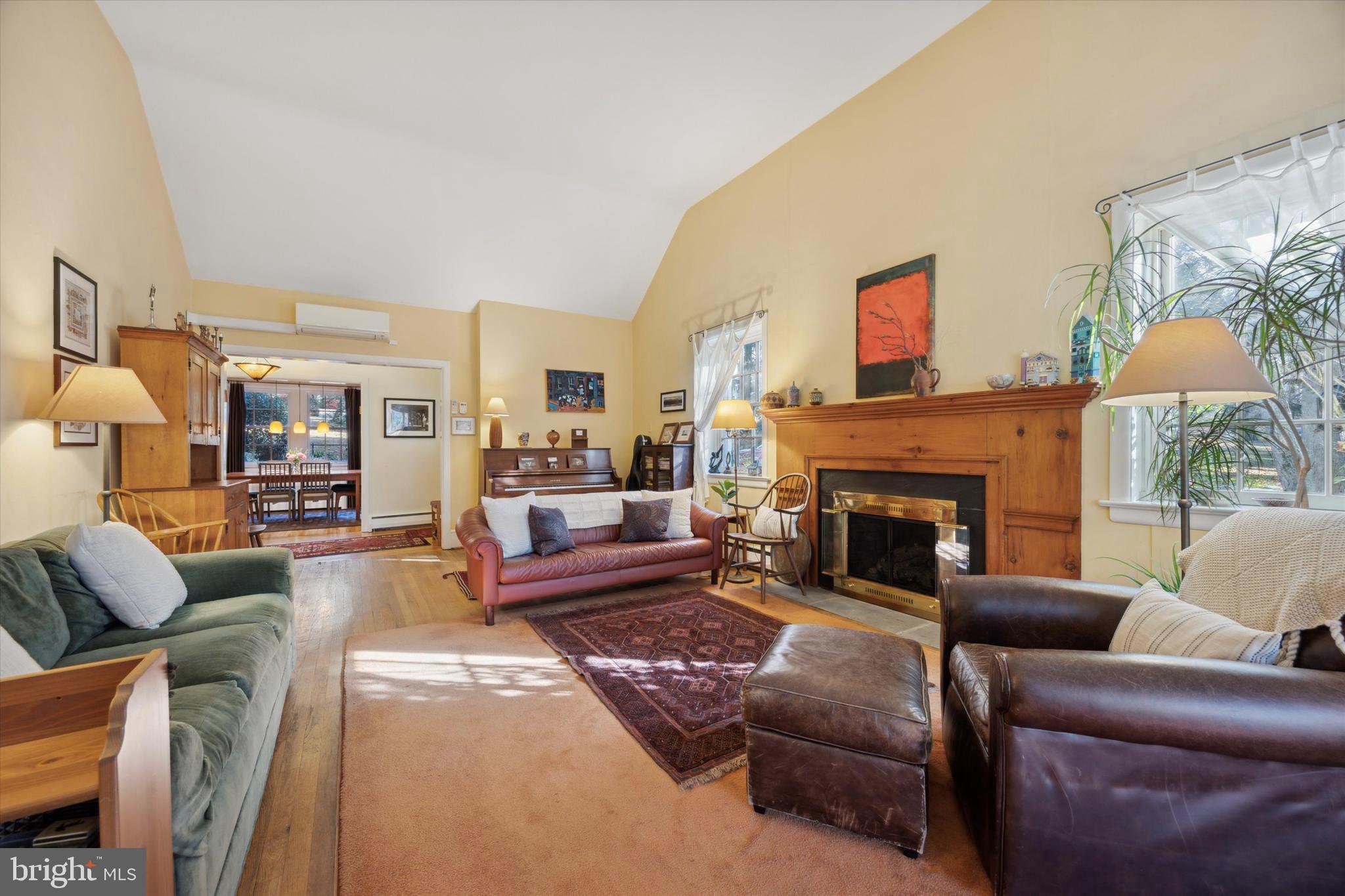 19 WHITE PINE LANE