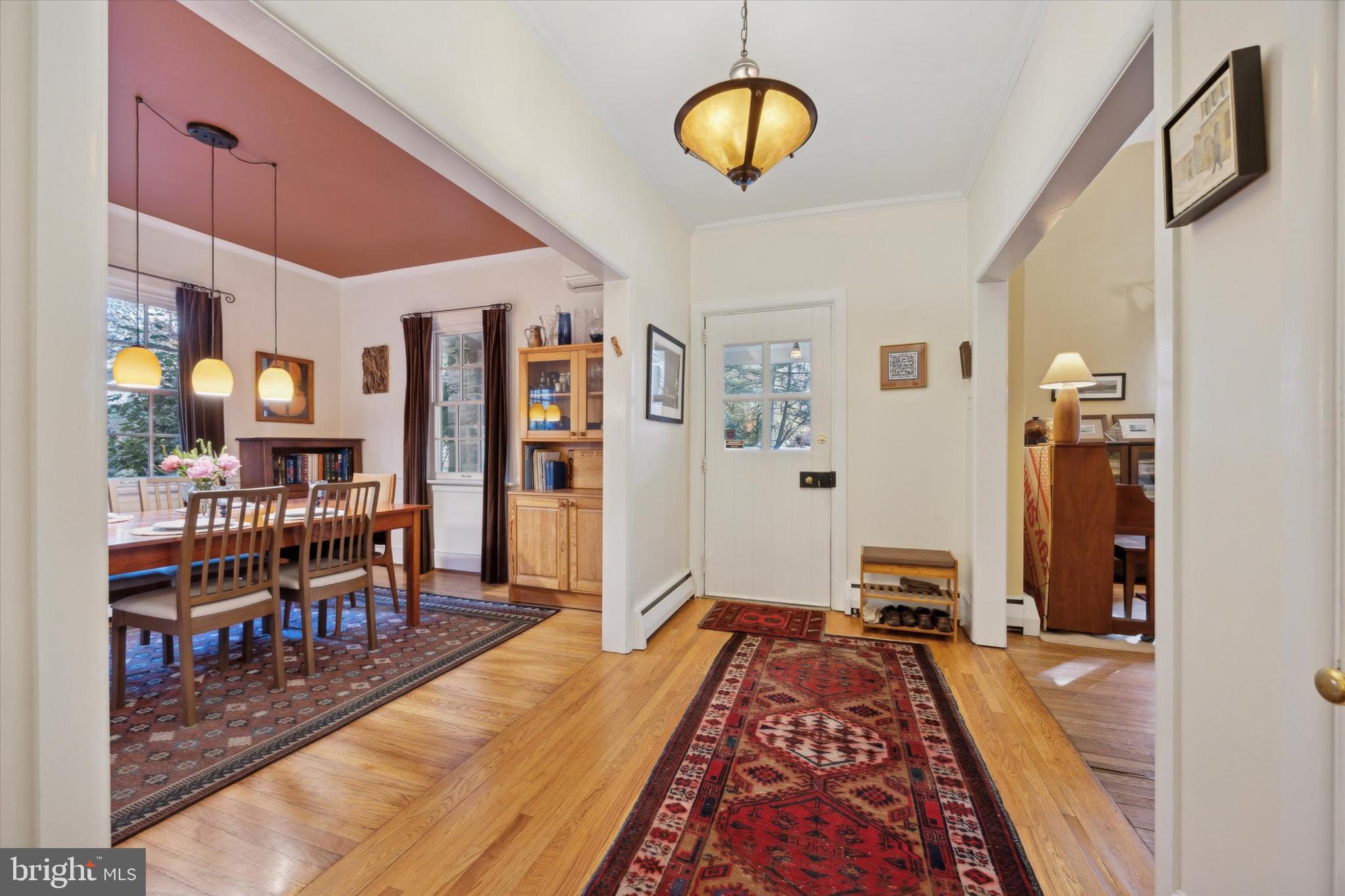19 WHITE PINE LANE