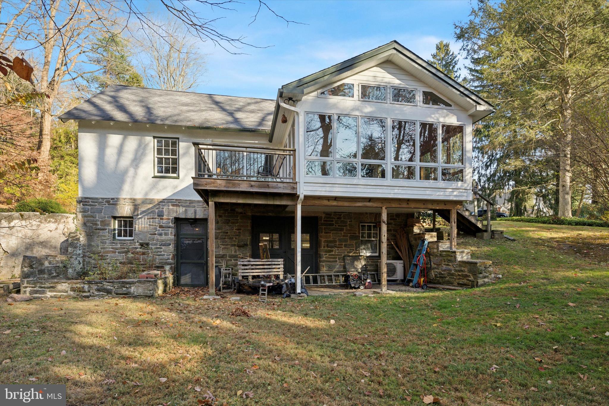 19 WHITE PINE LANE
