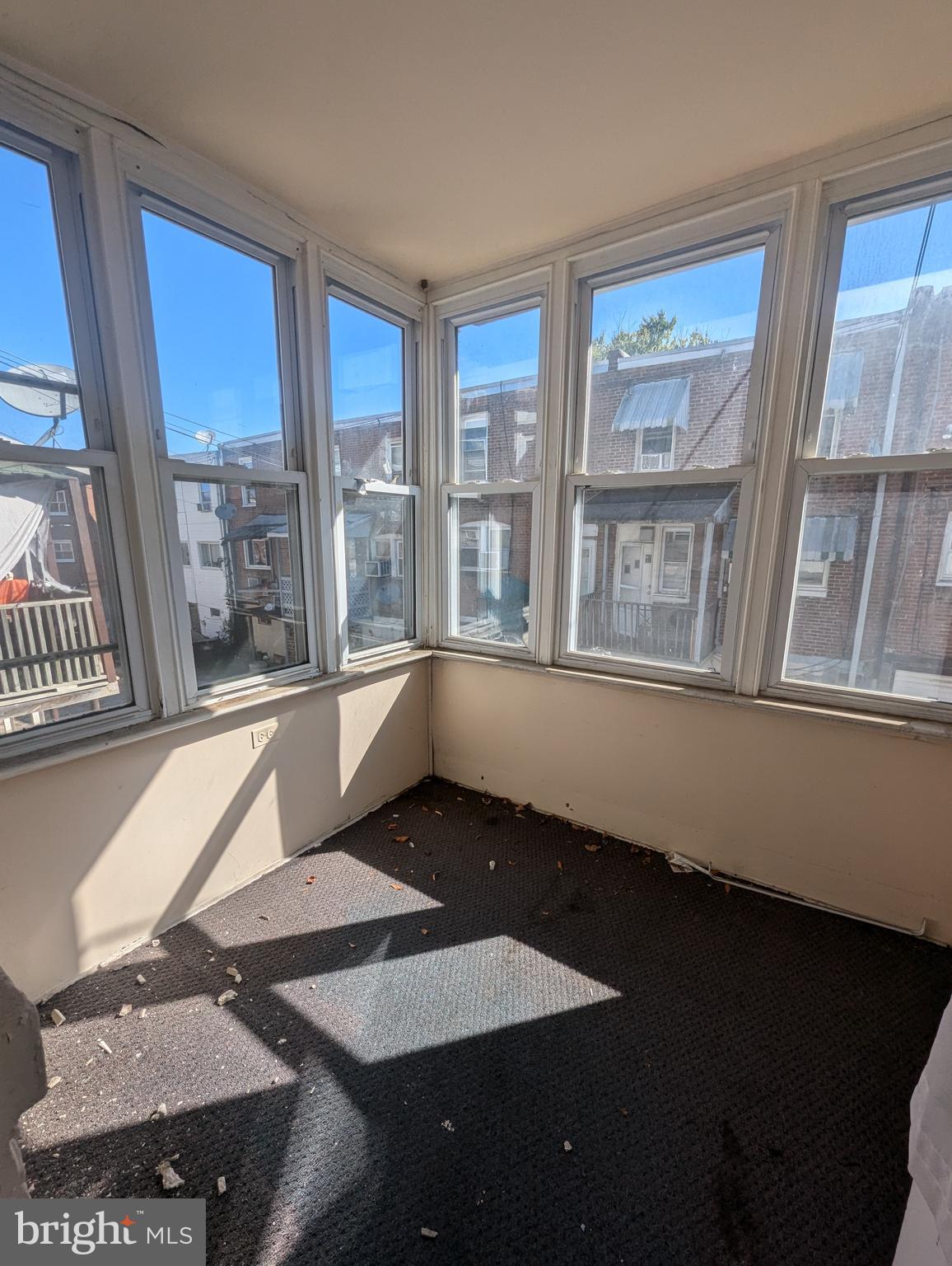 225 WRIGHT AVENUE