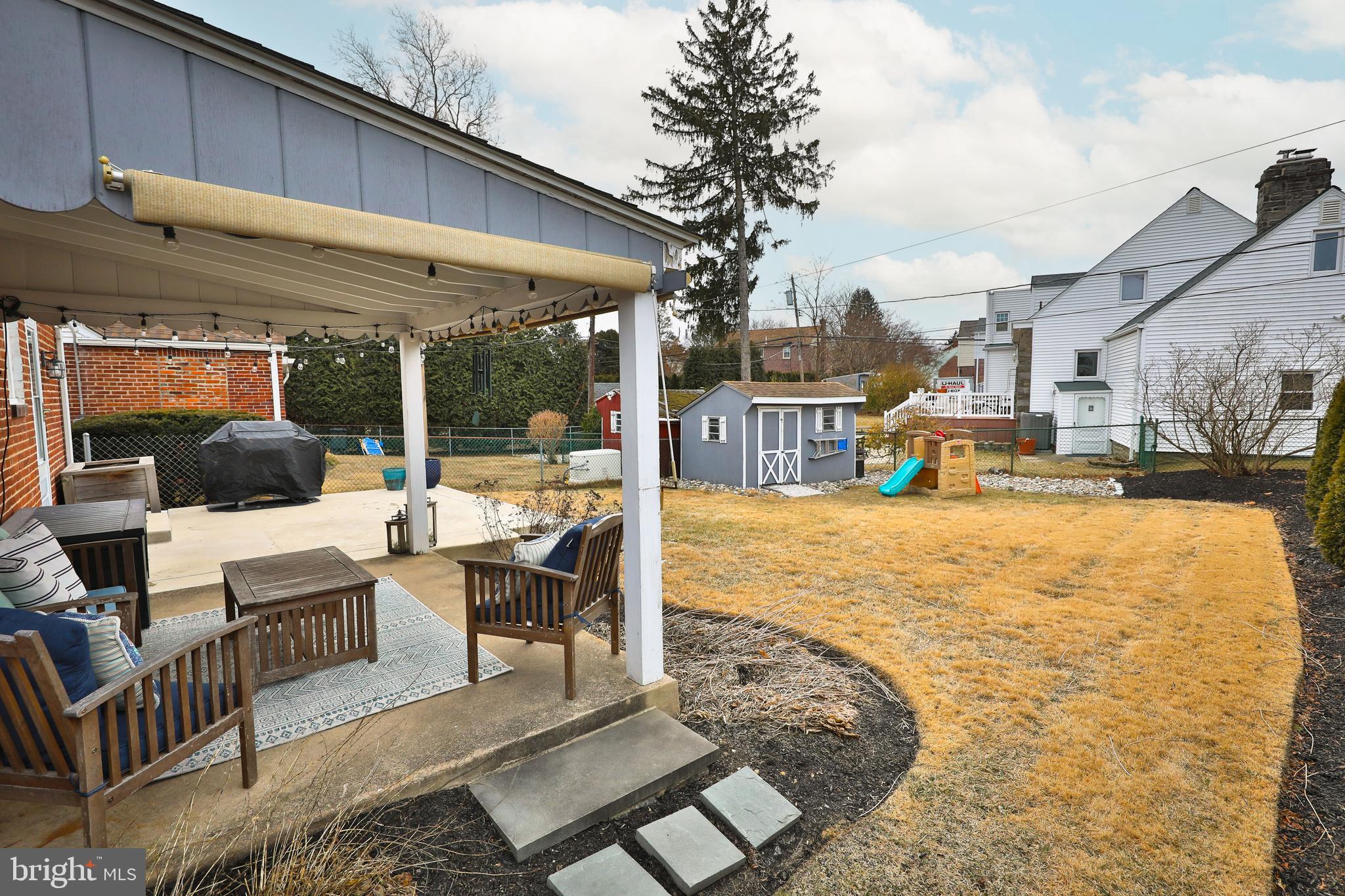 560 LAWRENCE ROAD