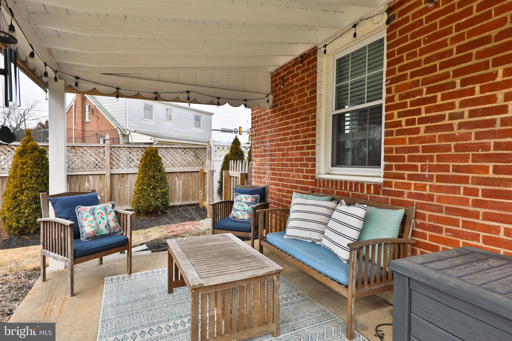 560 LAWRENCE ROAD