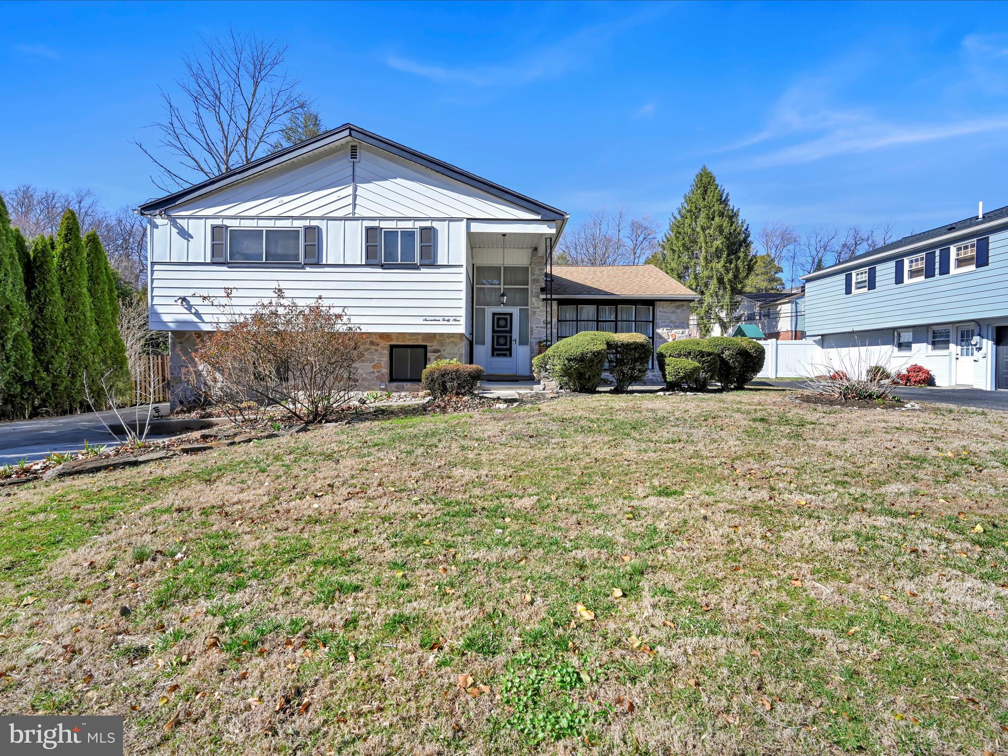 1749 LAWRENCE ROAD