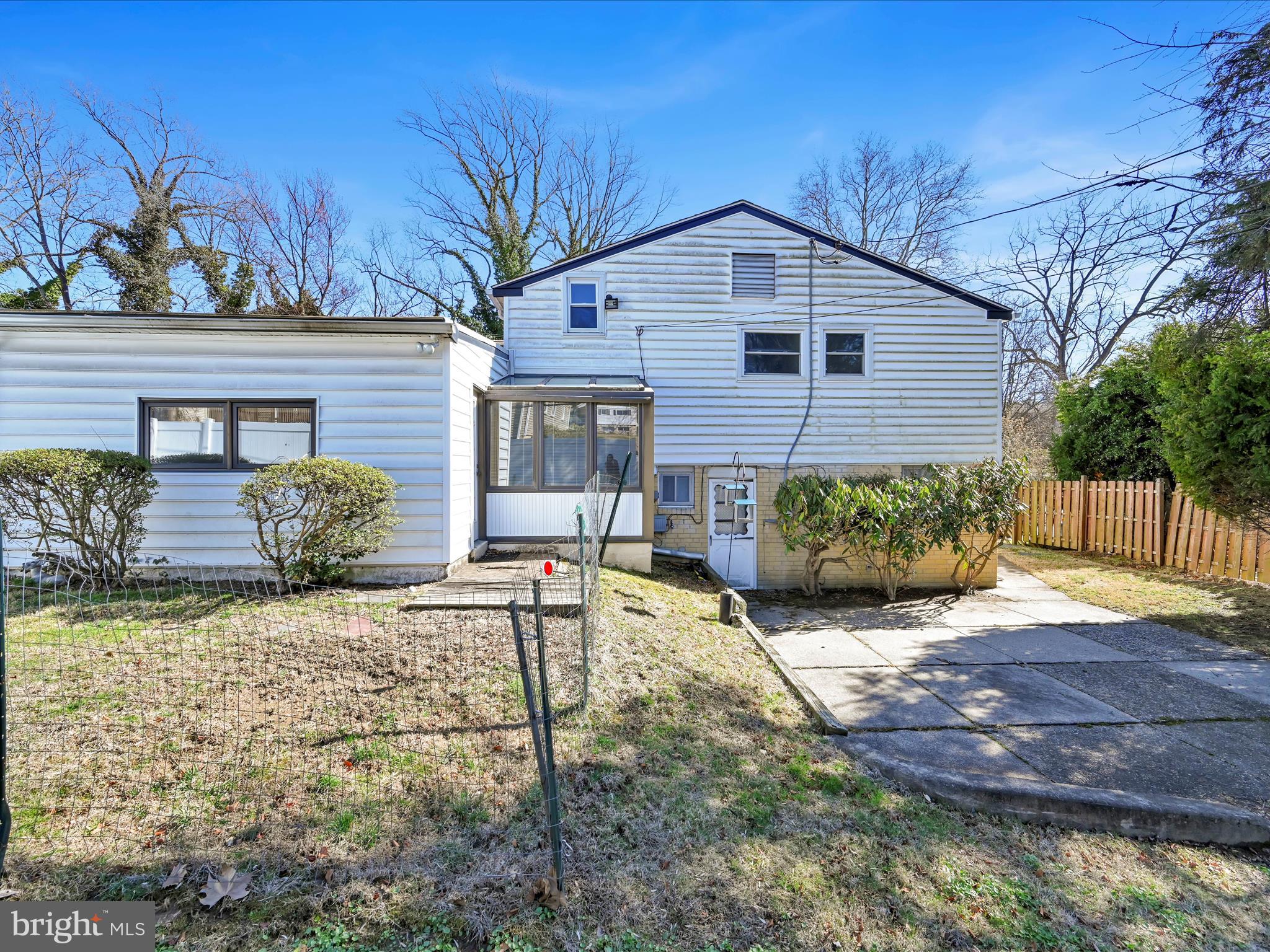 1749 LAWRENCE ROAD