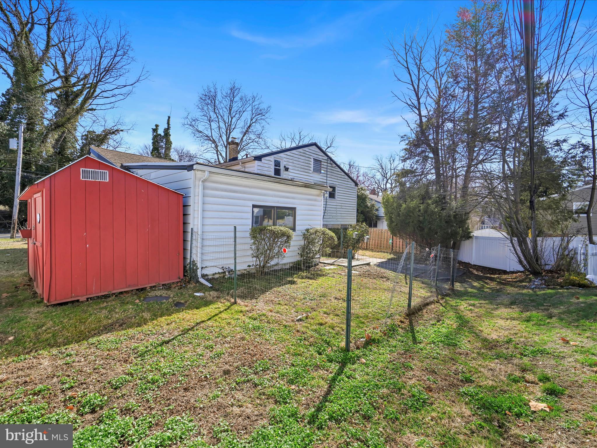 1749 LAWRENCE ROAD