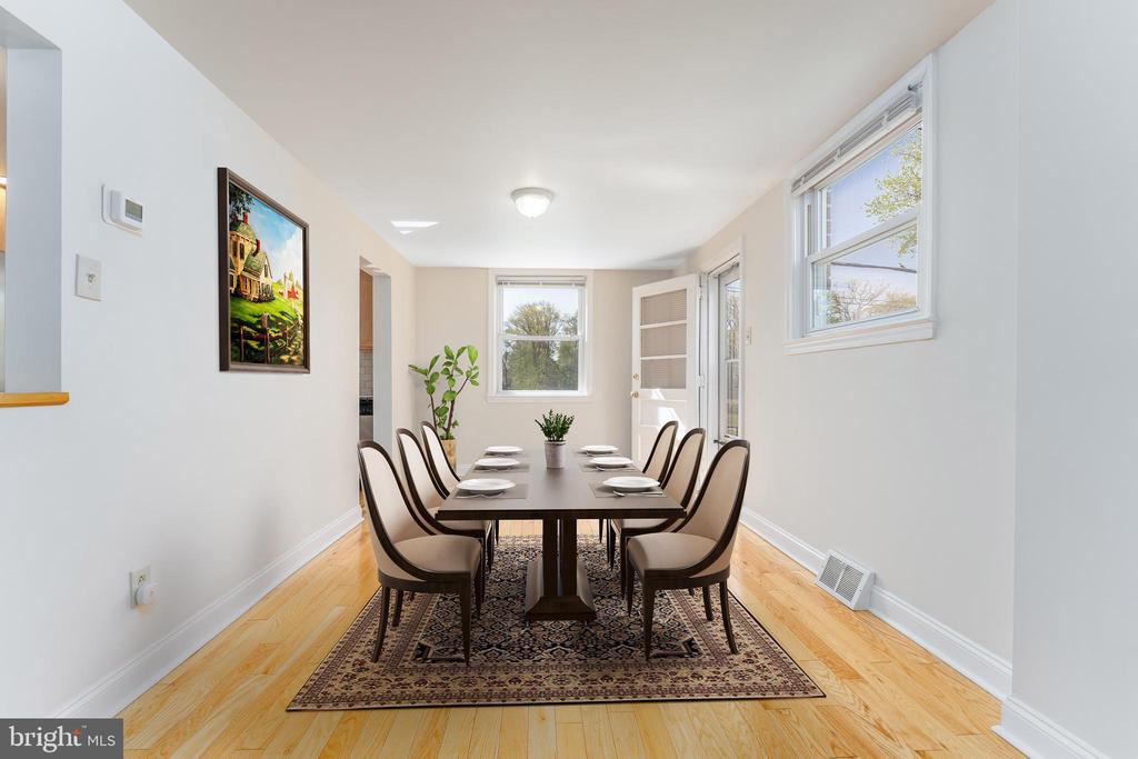 222 EMERALD LANE