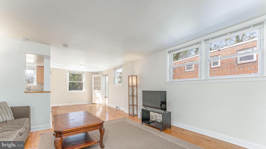 222 EMERALD LANE