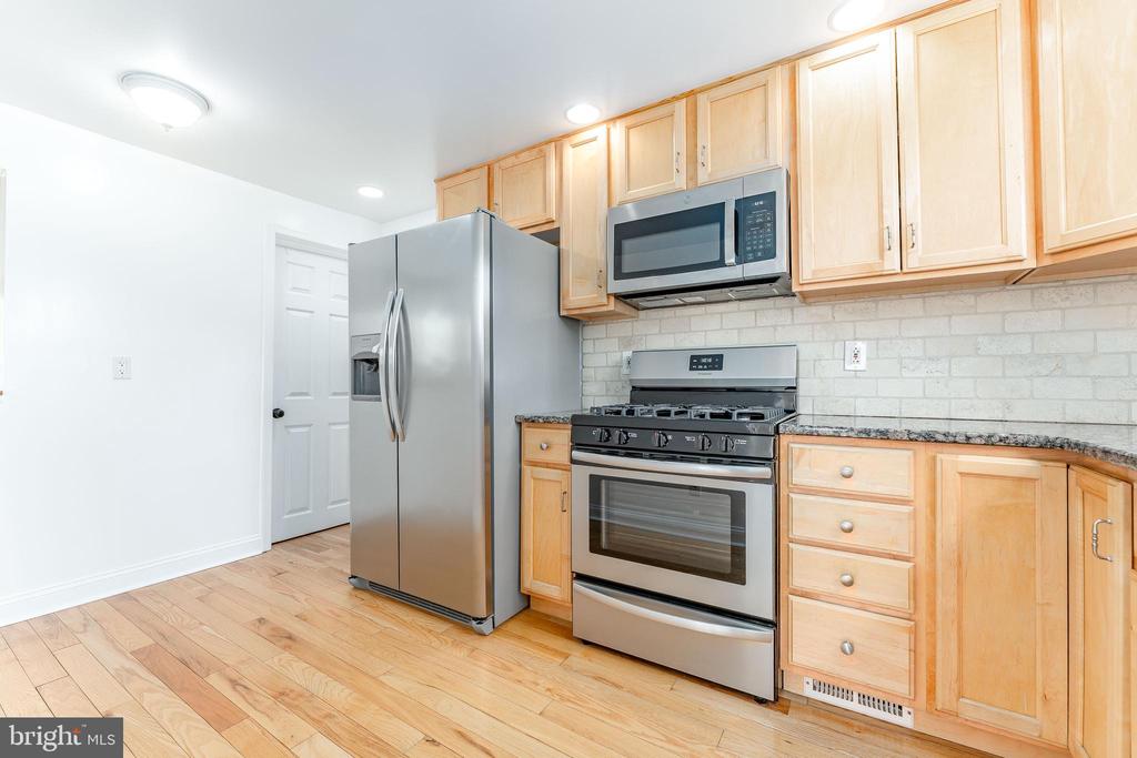 222 EMERALD LANE